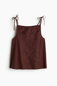 Haut avec broderie anglaise et bretelles à nouer