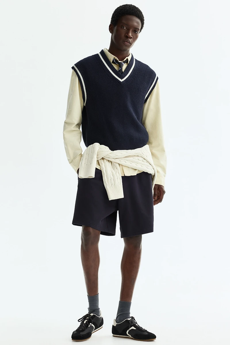 Loose-Fit Knit Sweater Vest