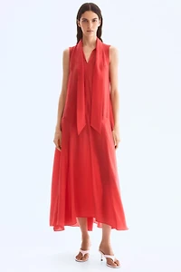 Robe en organza avec col lavallière