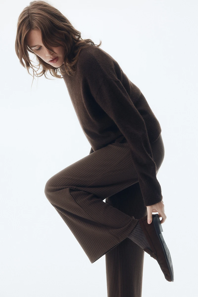 Wide-Leg Rib-Knit Pants