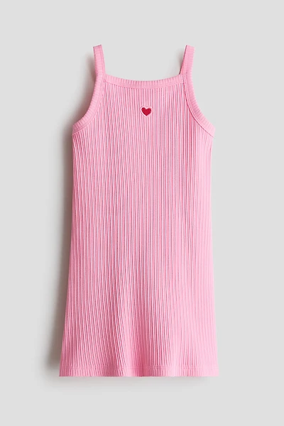 Robe côtelée à bretelles fines
