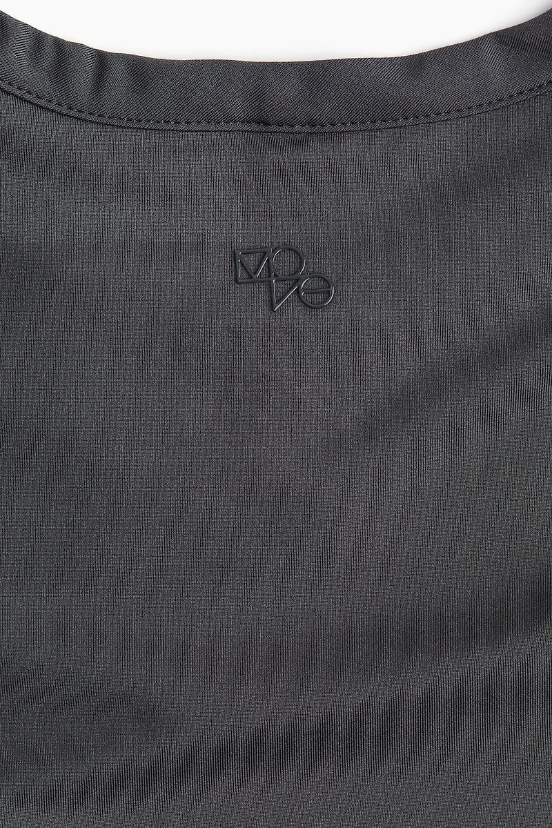 Cropped Sports Tank Top with DryMove™