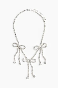 Collier avec chaîne à strass et boucles