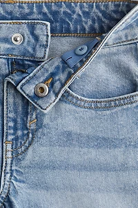 Relaxed-Fit Jeans