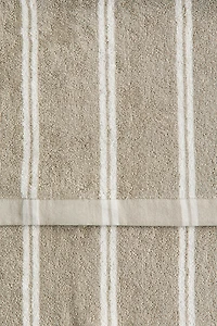 Serviette de bain rayée