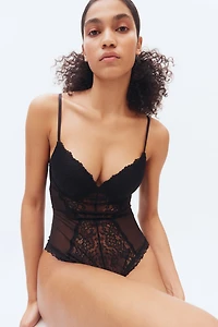 Maillot culotte-ficelle pigeonnant en filet