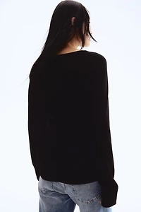 Fine-knit Sweater
