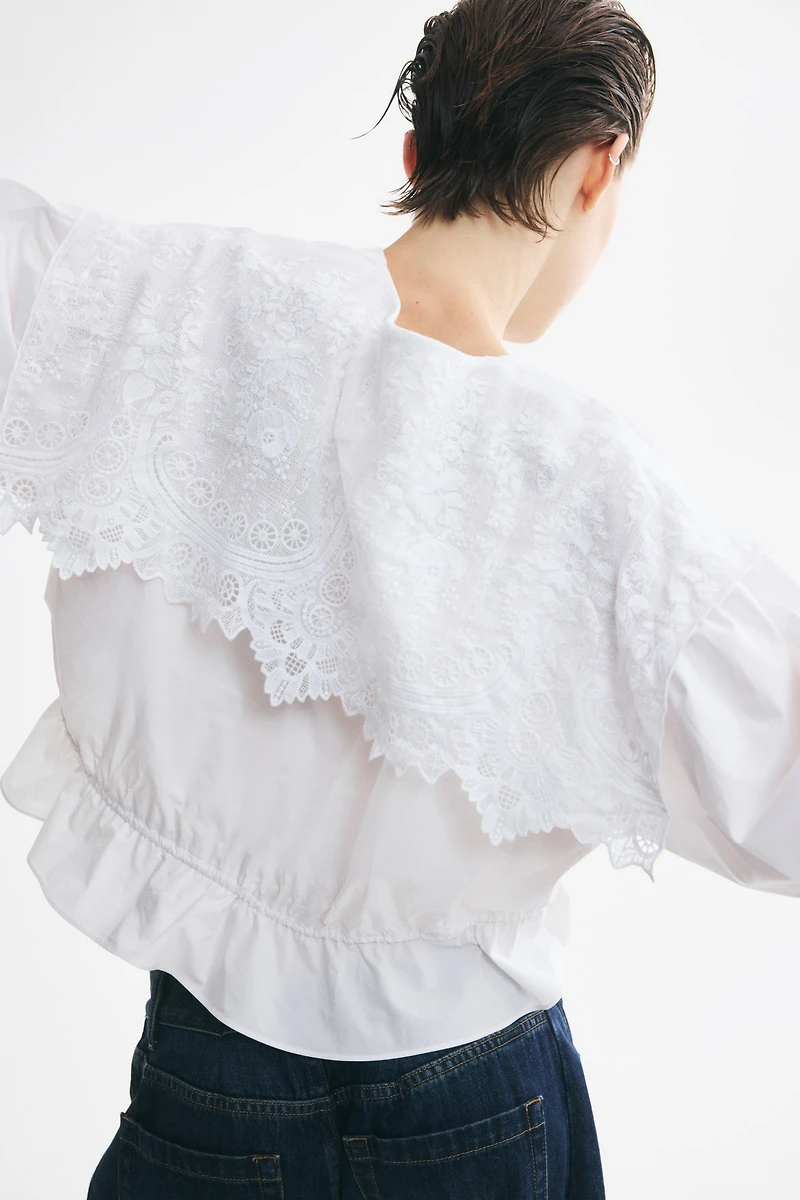 Blouse en coton avec dentelle