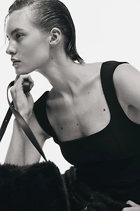 Débardeur à encolure carrée