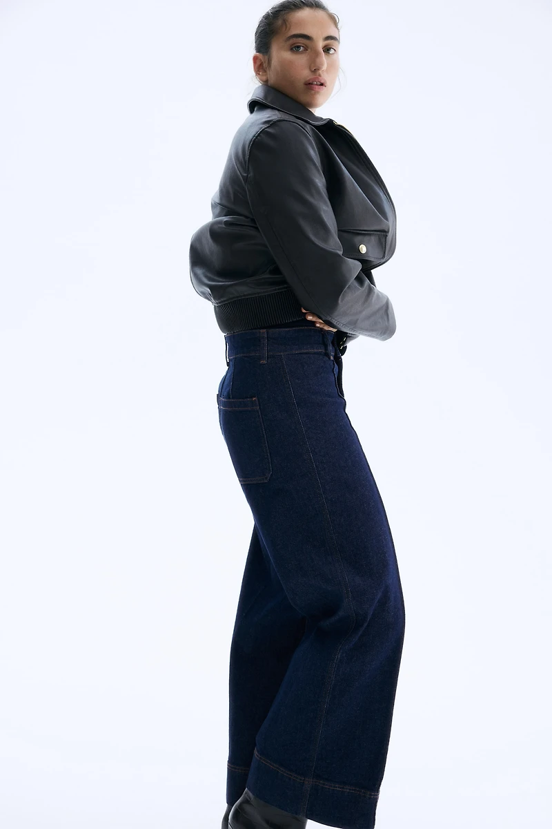 Jean ample à la cheville taille haute