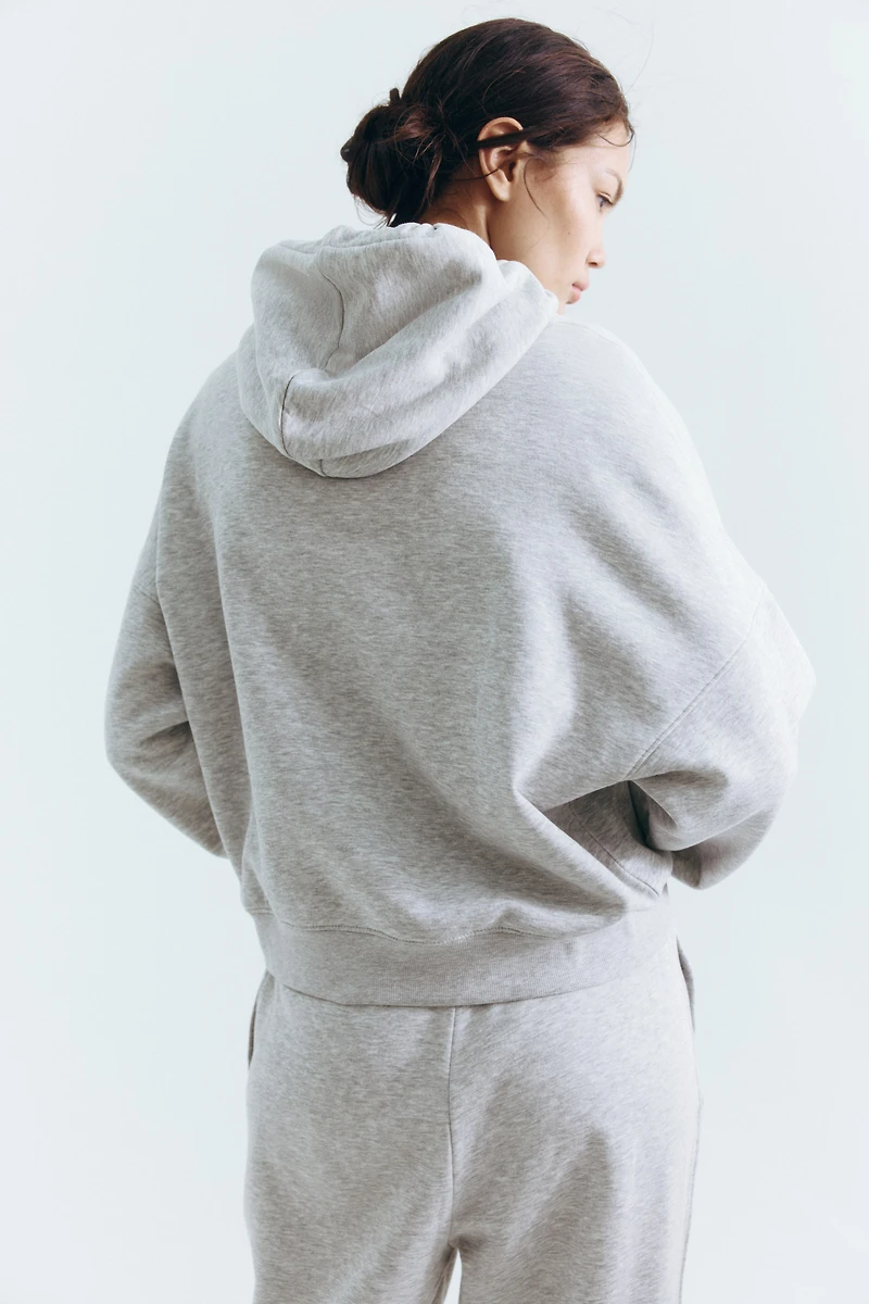 Chandail à capuchon