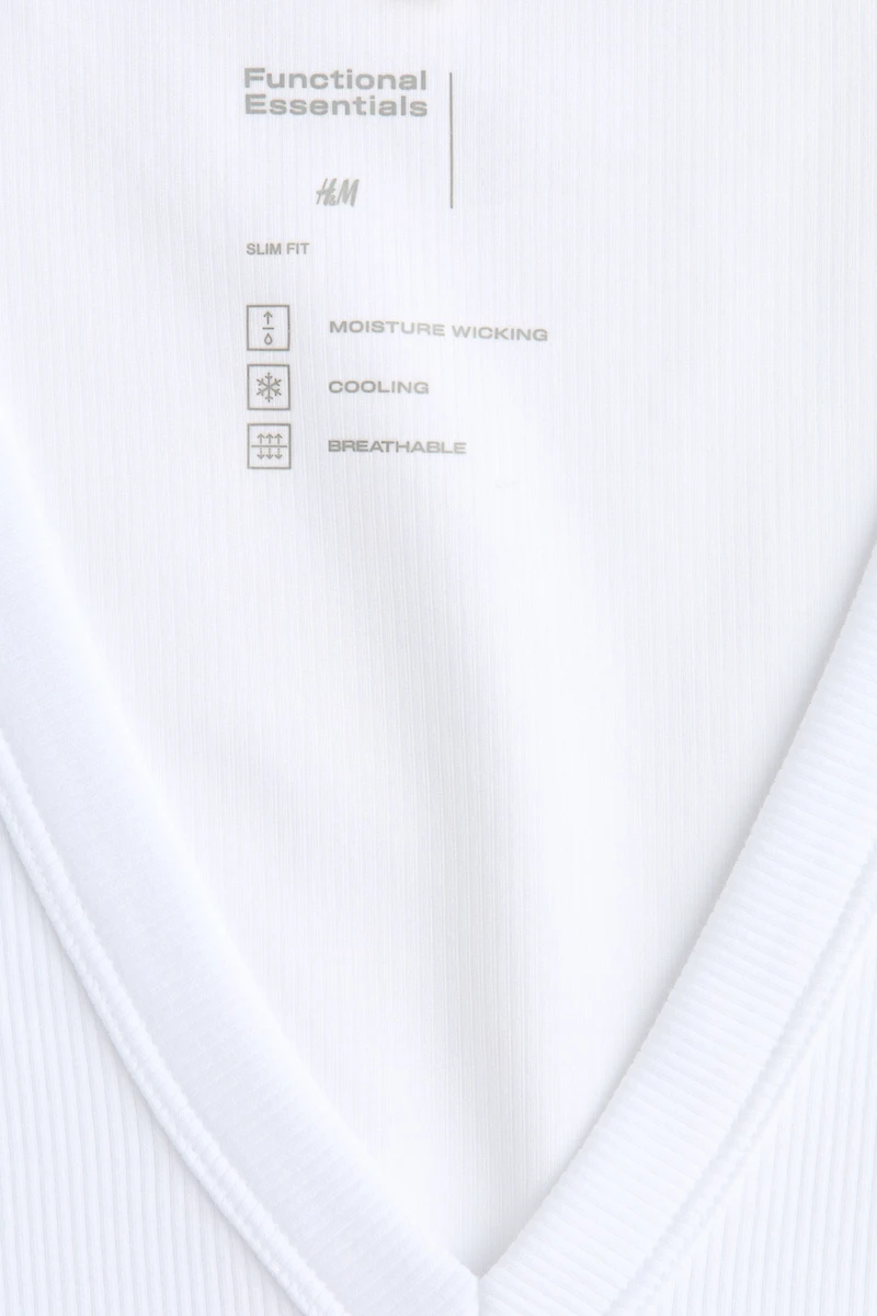 Camisole côtelée rafraîchissante ajustée
