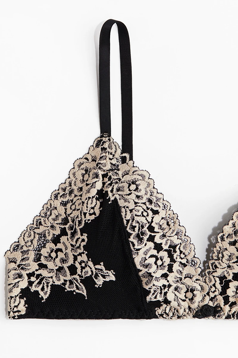 Soutien-gorge souple et paddé en dentelle