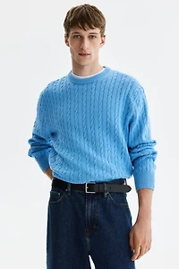 Chandail classique en tricot torsadé