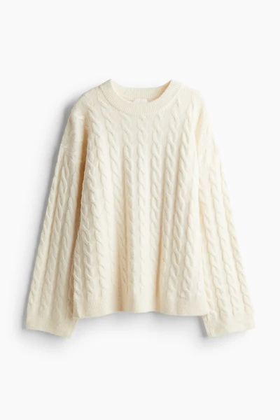 Chandail en tricot torsadé