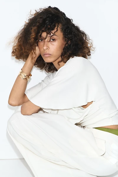 Batwing-Sleeved Ribbed Top
