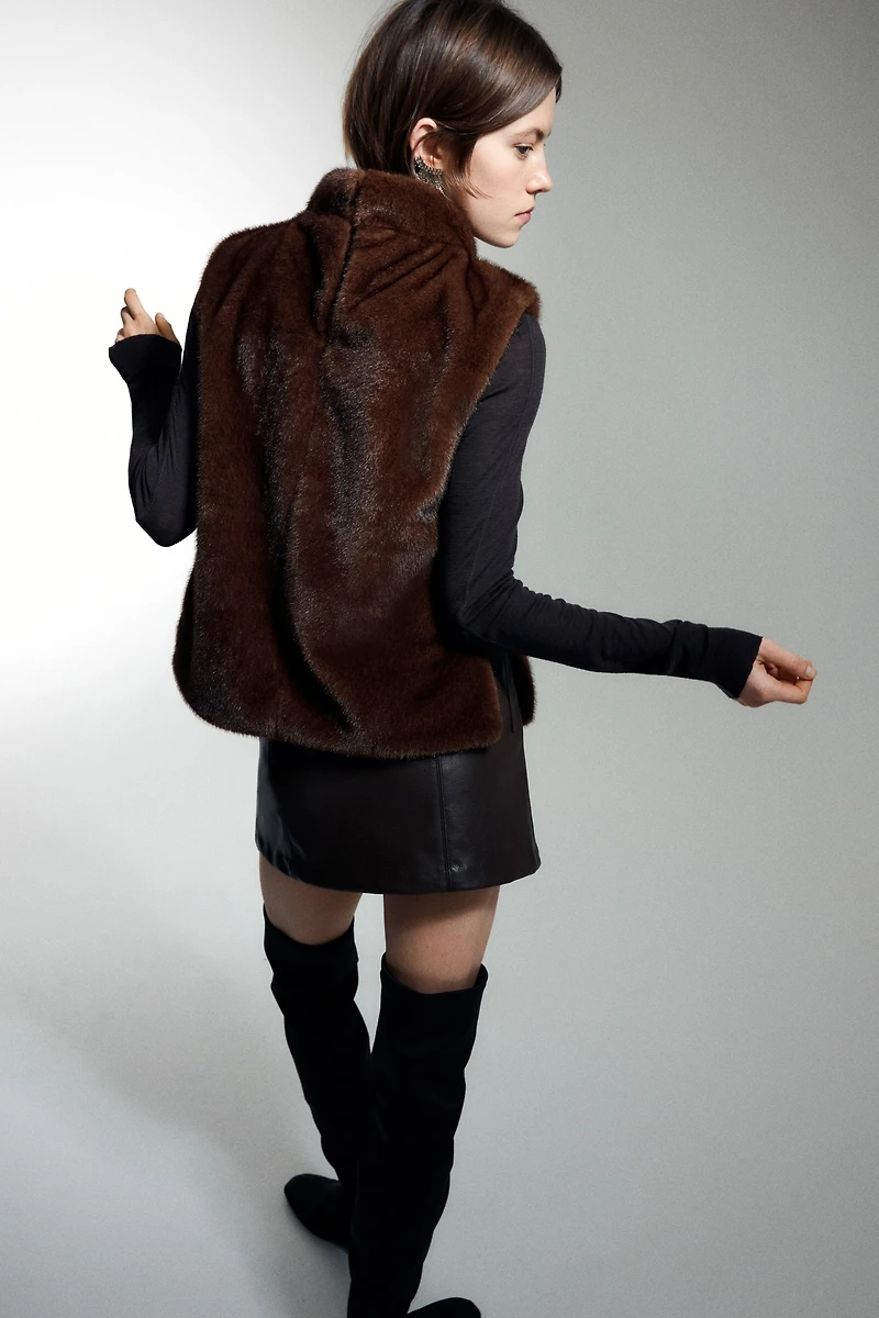 Haut sans manches avec col cheminée