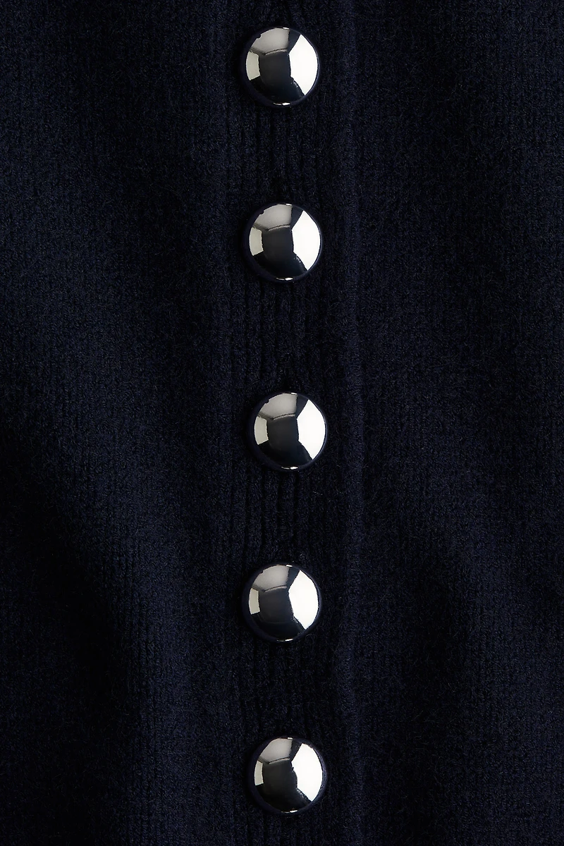 Robe en tricot boutonnée devant