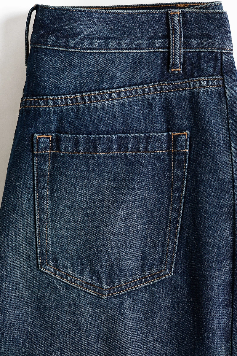 Barrel Regular Waist Jeans