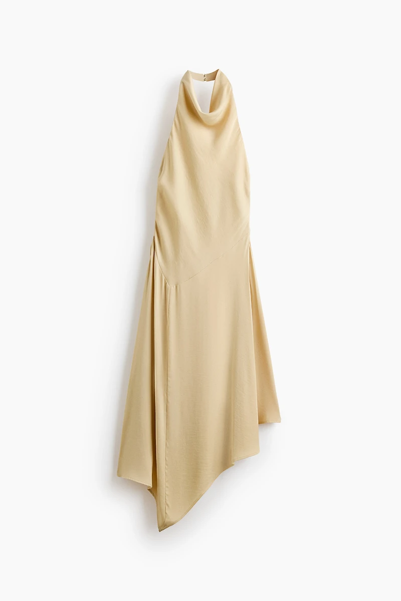 Robe dos nu asymétrique