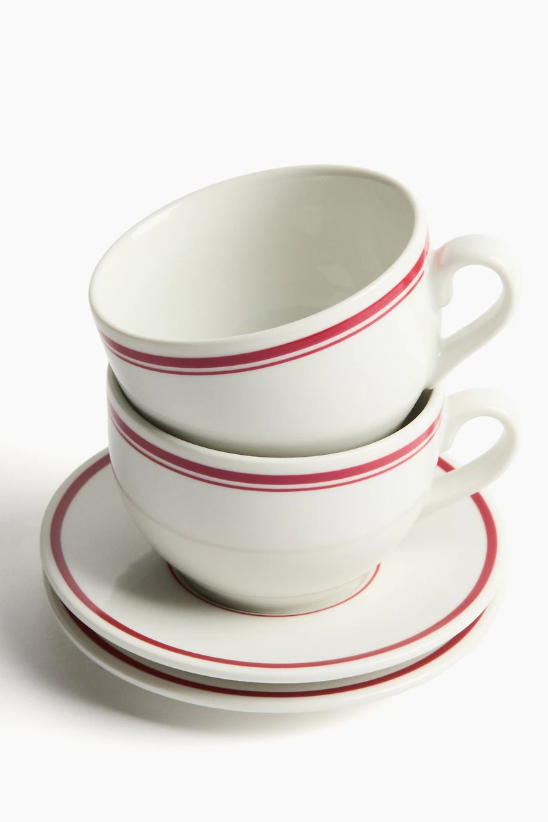 Lot de 2 tasses avec soucoupes en porcelaine