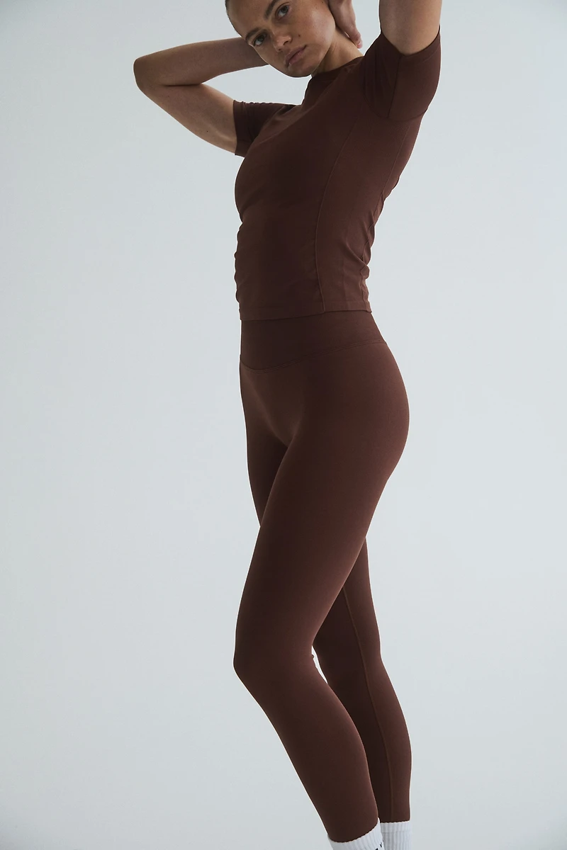 Seamless Slim-Fit Sports T-Shirt with DryMove™