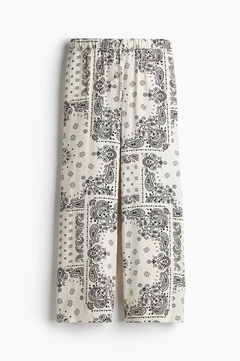 Wide-Leg Drawstring Pants