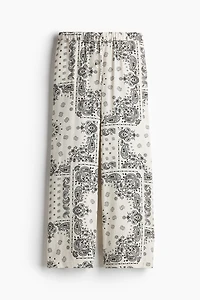 Wide-Leg Drawstring Pants