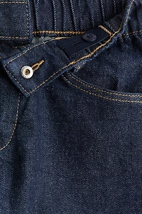 Loose Fit denim shorts