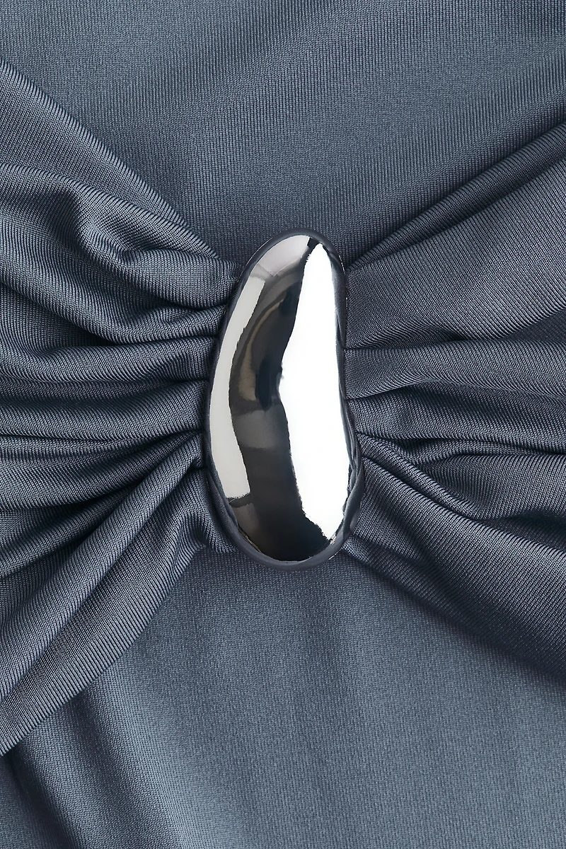 Robe à effet drapé