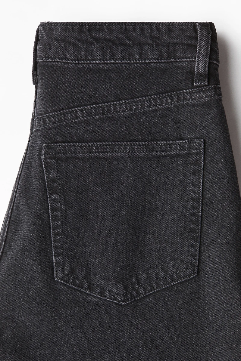 High Rise Wide-cut Jeans