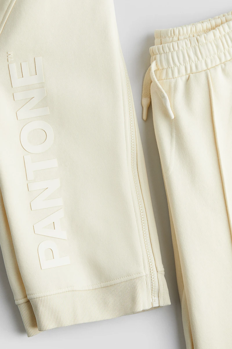 2-piece Embossed-print Set