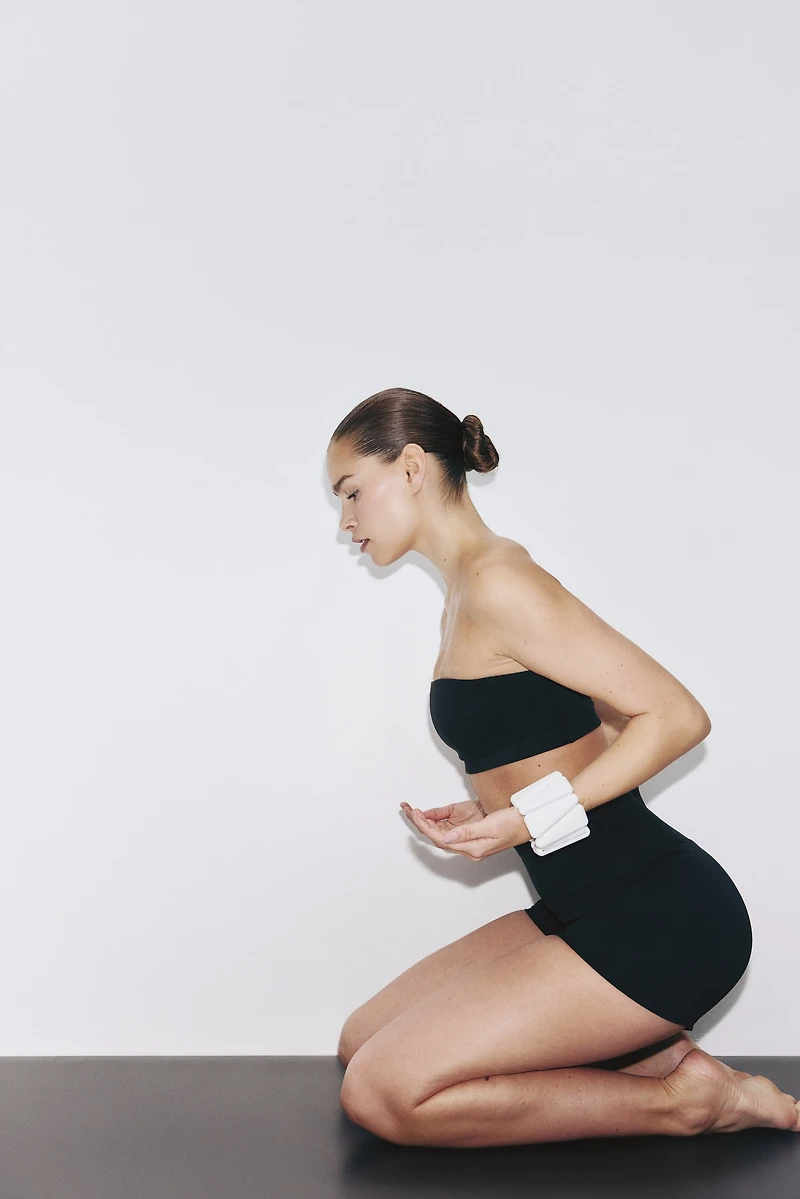 SculptMove™ Medium Support Bandeau Sports Bra