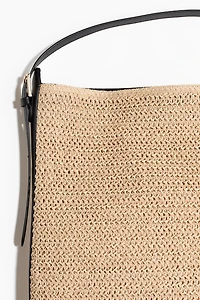 Sac porté à l'épaule en paille