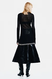 Top filet avec galons de perles fantaisie