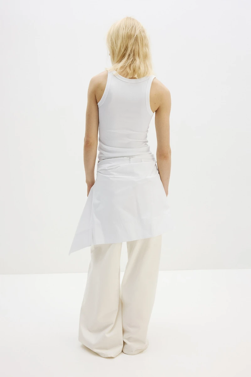Camisole côtelé rafraîchissante près du corps