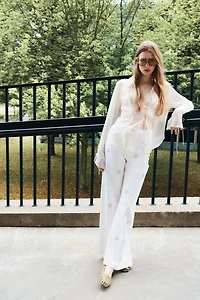 Studded Wide Ultra High Jeans