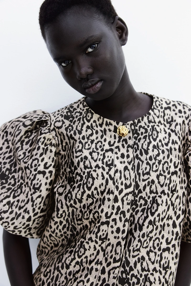Balloon-Sleeved Blouse