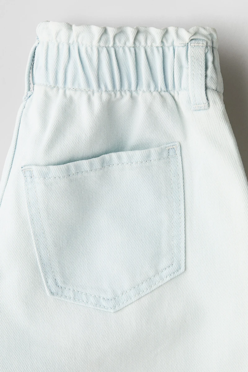 Short droit en denim