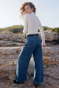 Wide High Jeans