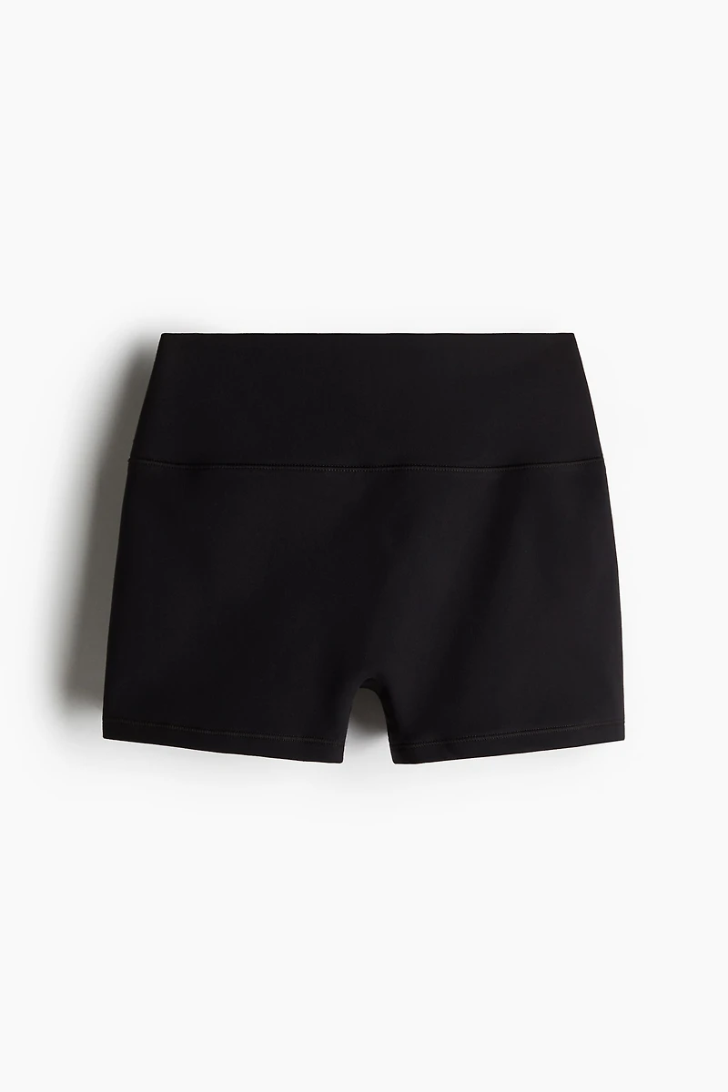 Sports Hot Pants with SoftMove™