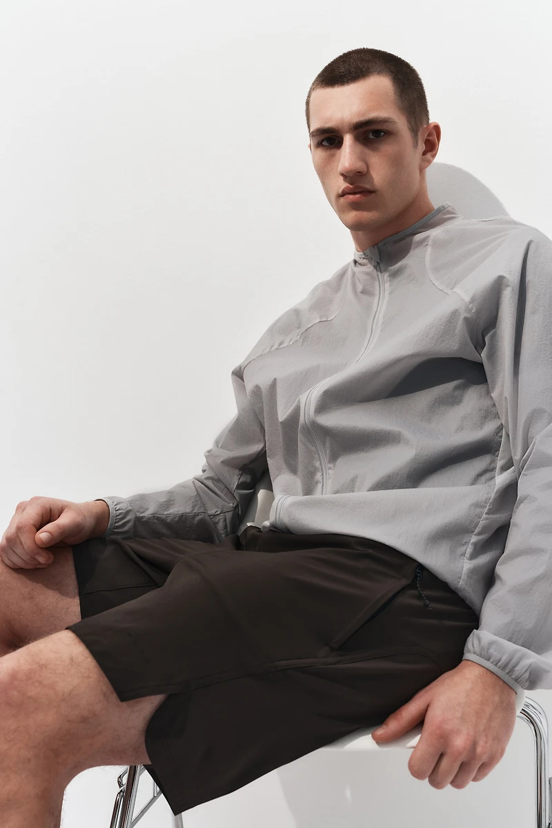 Sports Shorts with DryMove™