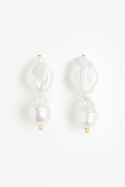 Gold-plated Pearl Pendant Earrings