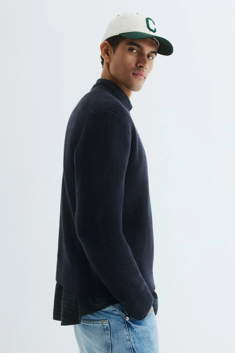 Loose-Fit Rib-Knit Sweater