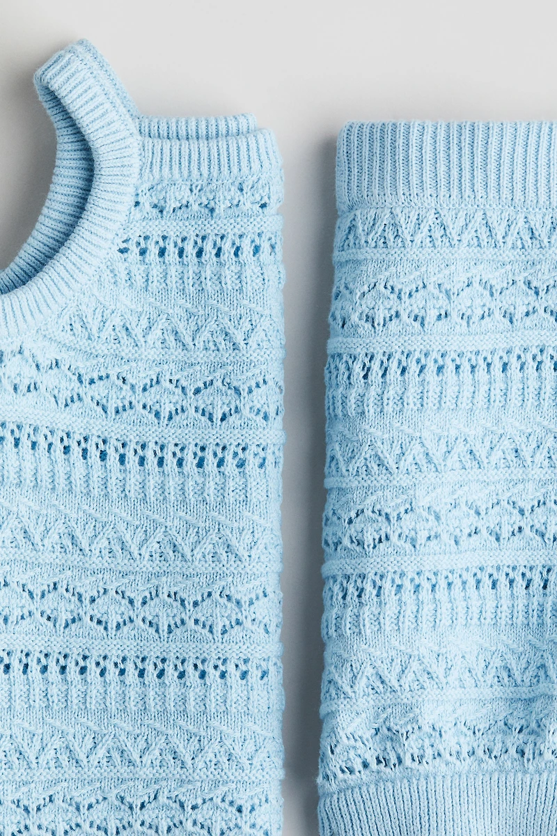 2-Piece Pattern-Knit Set