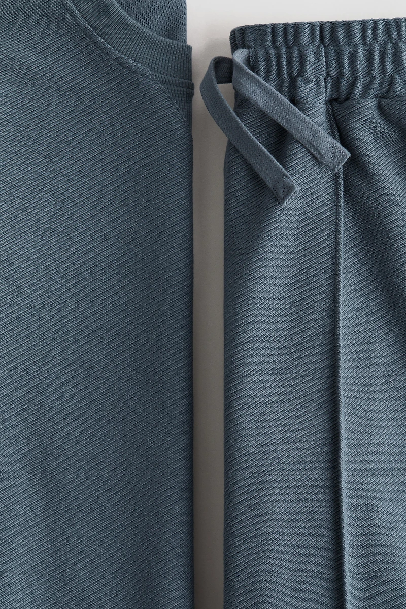 2-Piece Textured Sweatsuit