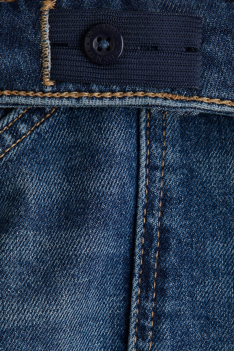 Wide Leg Cargo Jeans