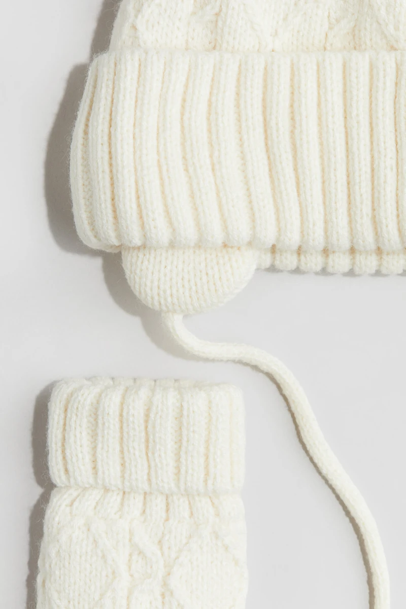 Ensemble 2 pièces avec bonnet et mitaines