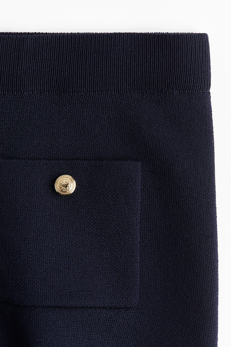 Fine-knit mini shorts