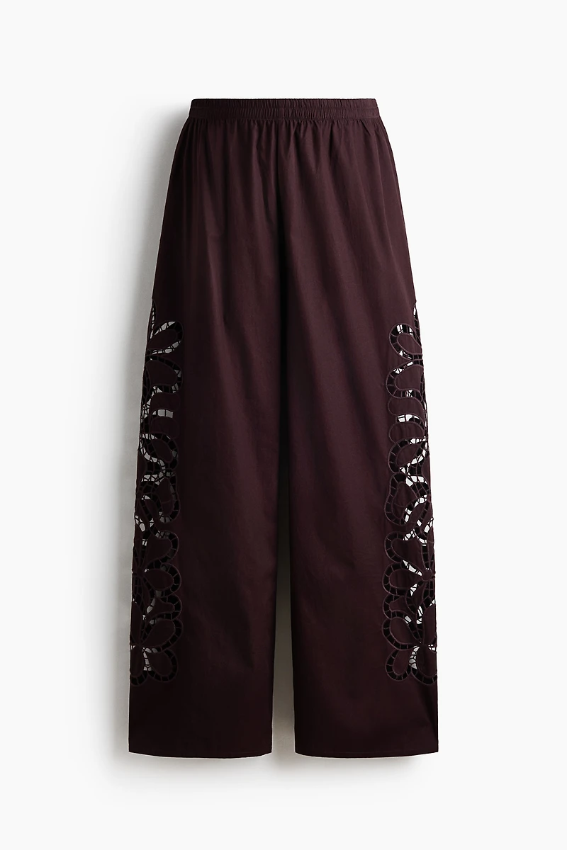 MAMA Pants with Eyelet Embroidery